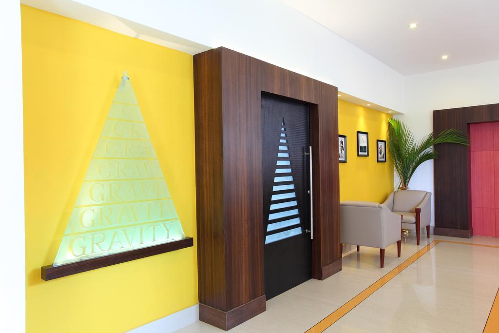 Hotel Luciya Palace Thrissur Exterior photo